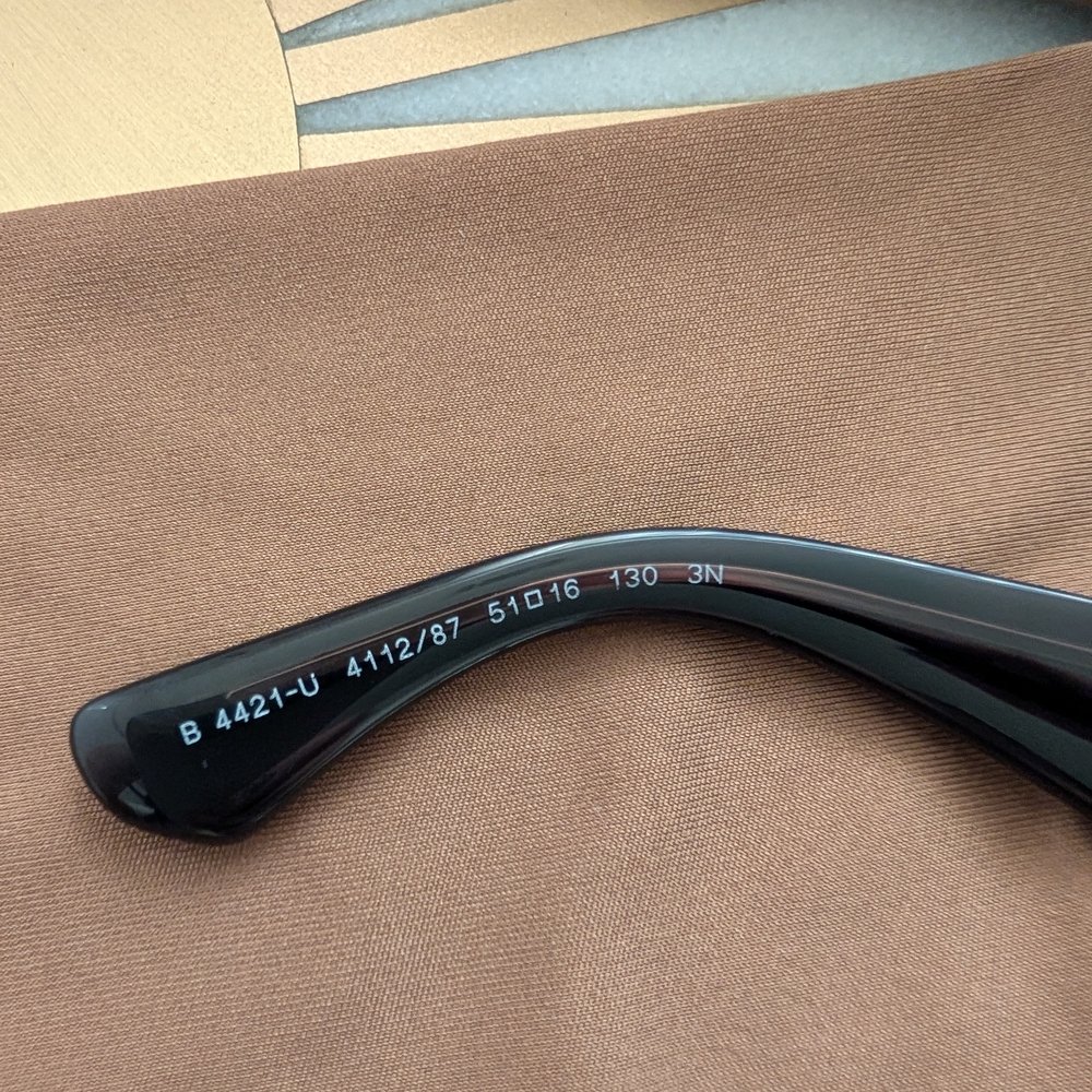 NIB Burberry Black Cat-Eye Sunglasses - Picture 10 of 15